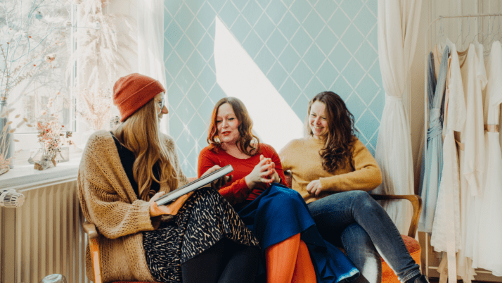 Ina, Eva und Nicole in ihrem Atelier auf St. Pauli